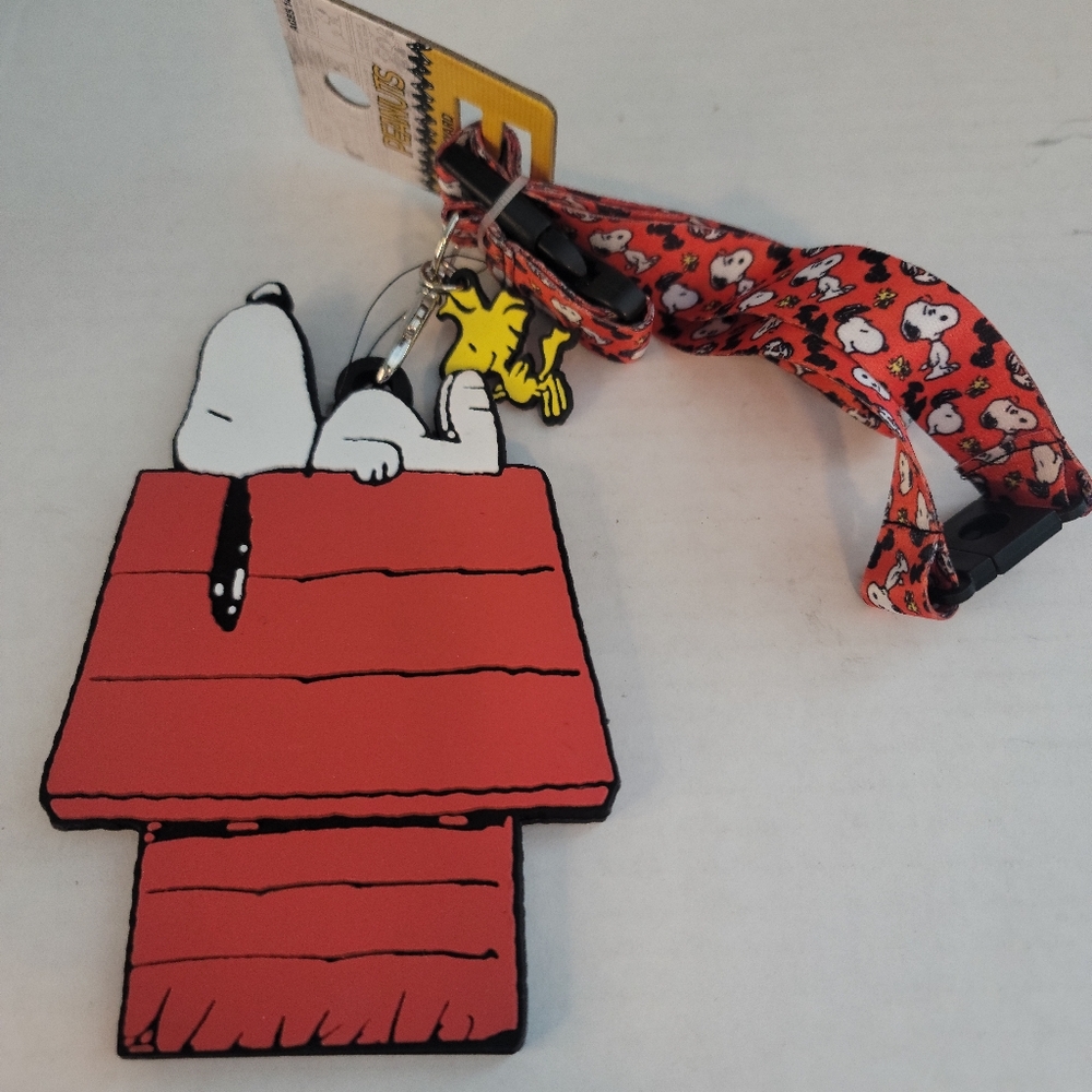 ❤️ NWT Peanuts Snoopy Doghouse W/Woodstock ID/Card Holder Adjustable Lanyard ❤️